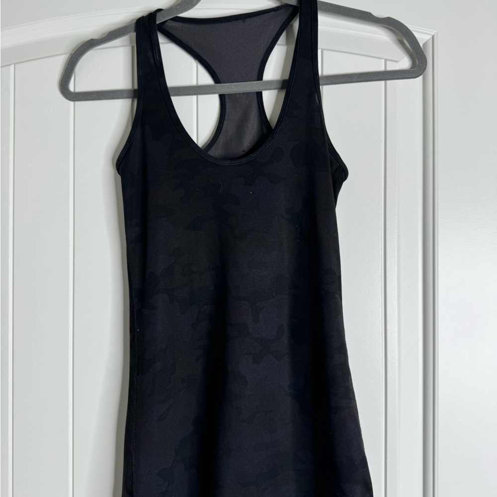 lululemon athletica camp Black Tank Top size 6